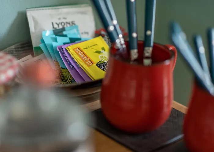 Clovelly Guest House