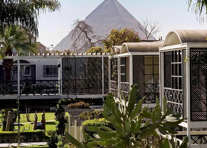 Hotel with view: Mercure Cairo Le Sphinx