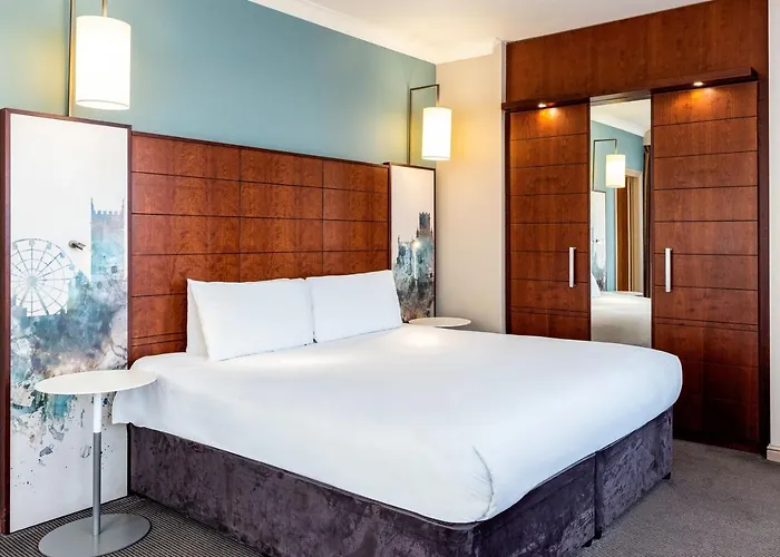 5 star hotel: Mercure Bristol Holland House