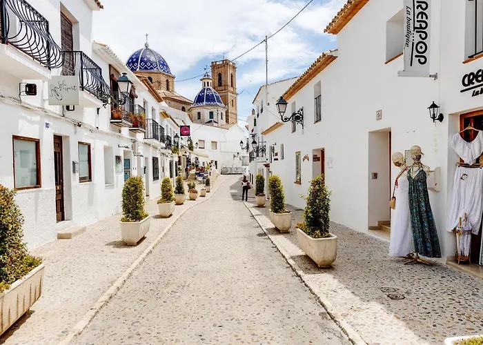 Hotel que admite mascotas: 1St Line Mascarat Beach - Solarium Terrace & Pool