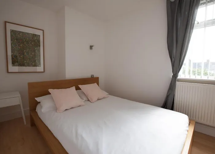 Tooting Rooms & Studio By Primecityhosts