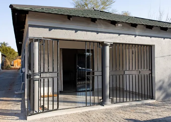 Apart hotel: The Hide On Claremont