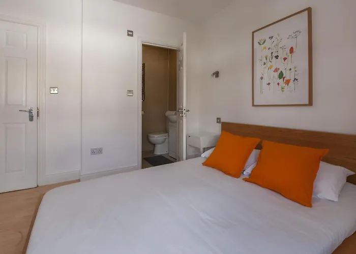 Tooting Rooms & Studio By Primecityhosts