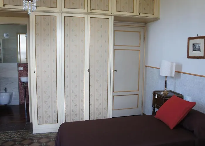 Hotel de 3 estrellas: Villa Magnolia Park