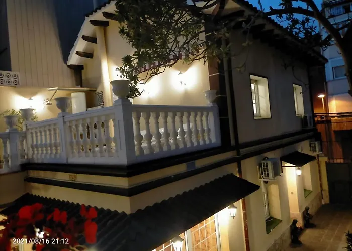 Casa Flores del Mediterráneo