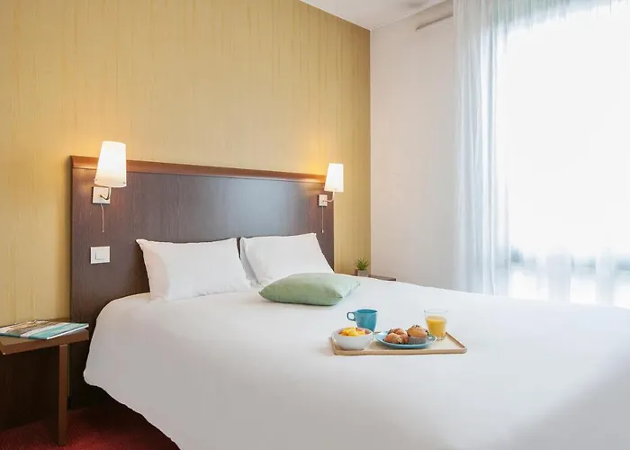 Hôtel avec piscine: Appart'City Confort Lyon Vaise
