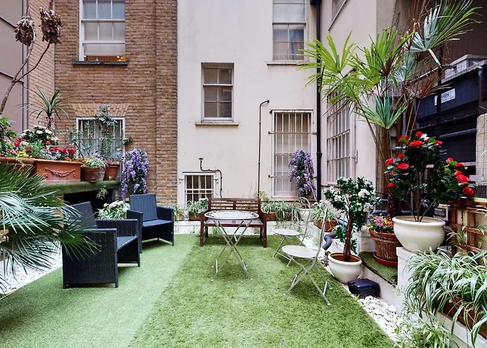 Apartment: Park Lane Apartments Piccadilly Circus