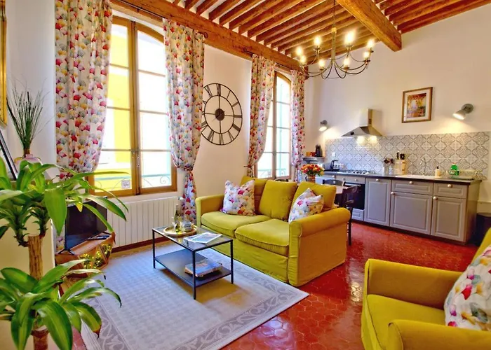 Cent Cinq - Unique s In The Heart Of Apt