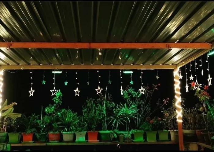 Om Shanthi Paying Guest House