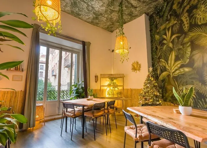 Social - Coliving & Coworking -