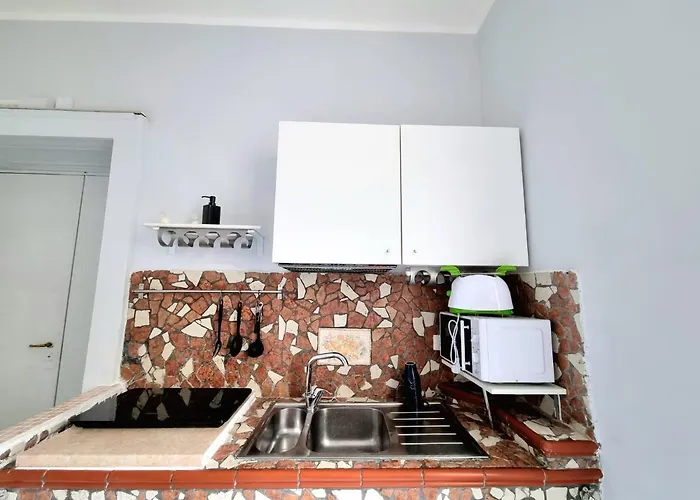 Hotel with view: Duomo 152 Napoli