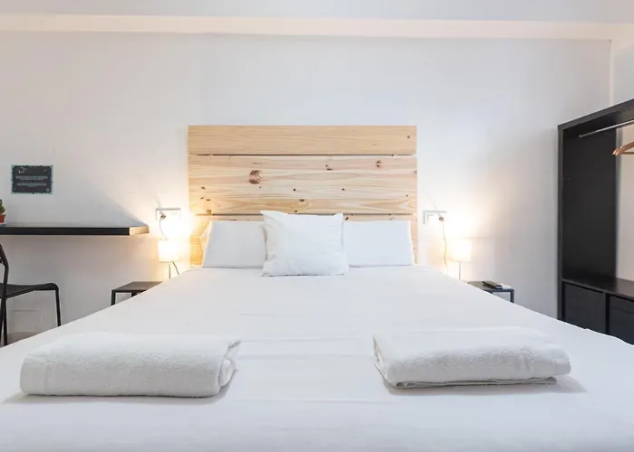 Auberge: Easy Sants By Bossh! Hotels (Adults Only)