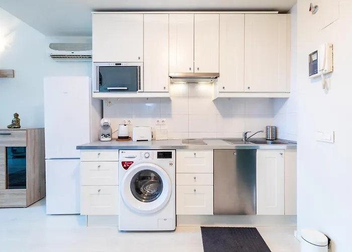 Oshun Madrid Norte Seasonal Living Lofts