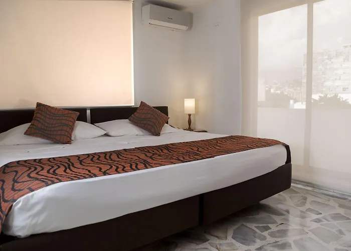 Hotel Jacuzzi: Hotel Flamingo Cali