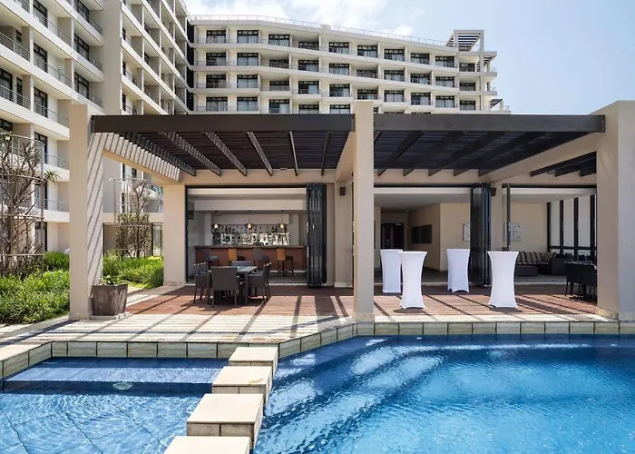 Luxury hotel only: Premier Hotel East London Icc