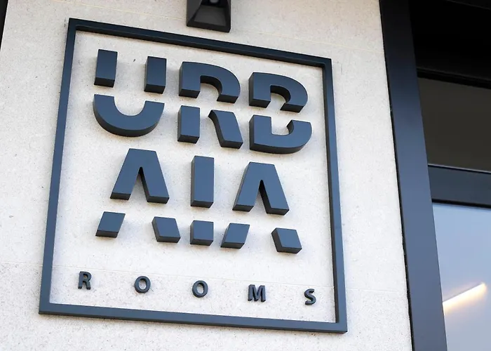 Urbaia Rooms