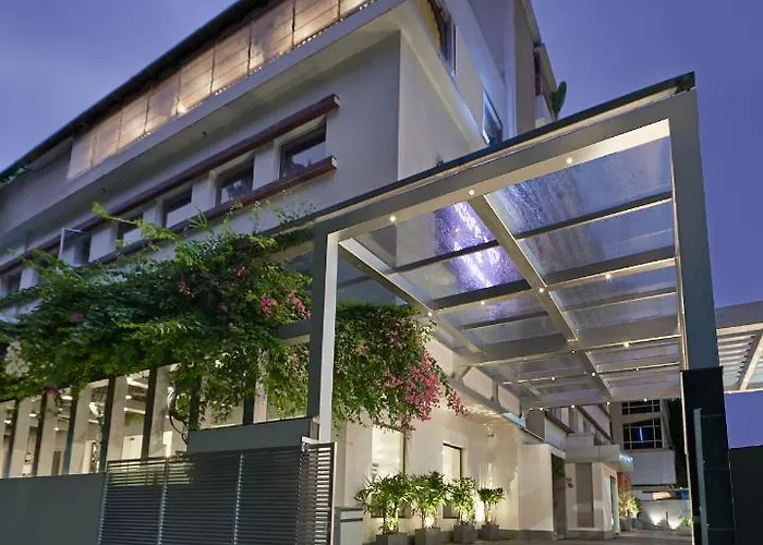 Сity center hotels Southern Star, Bangalore