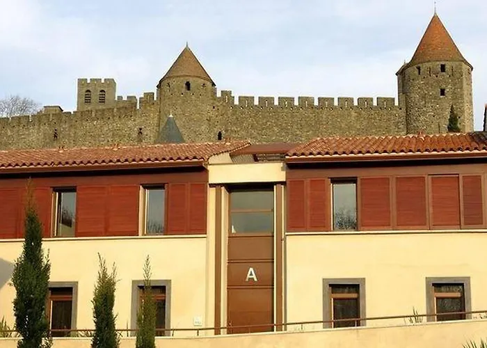 Adonis Carcassonne