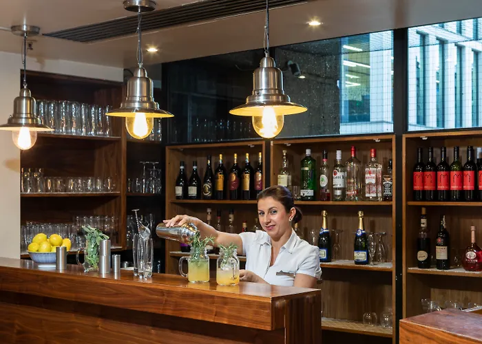 3 star hotel: Stg Hotel Oxford Street - Formerly St Giles London Hotel