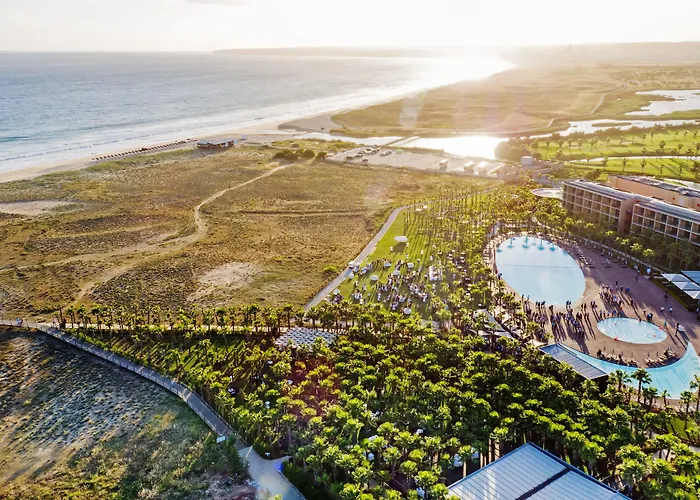 Villa avec piscine: Salgados Beach Villas