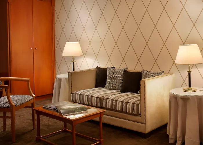 4 star hotel: Starhotels Majestic