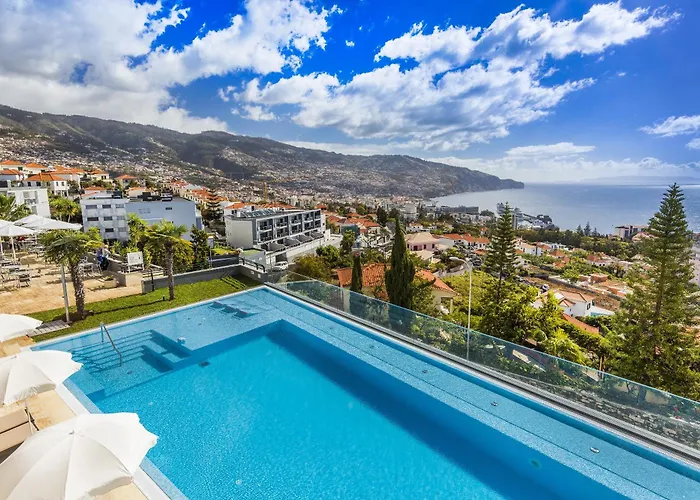 Hotels with tennis Madeira Panoramico
