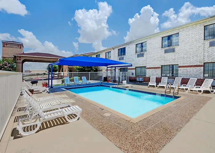 Surestay Plus By Best Western San Antonio Airport