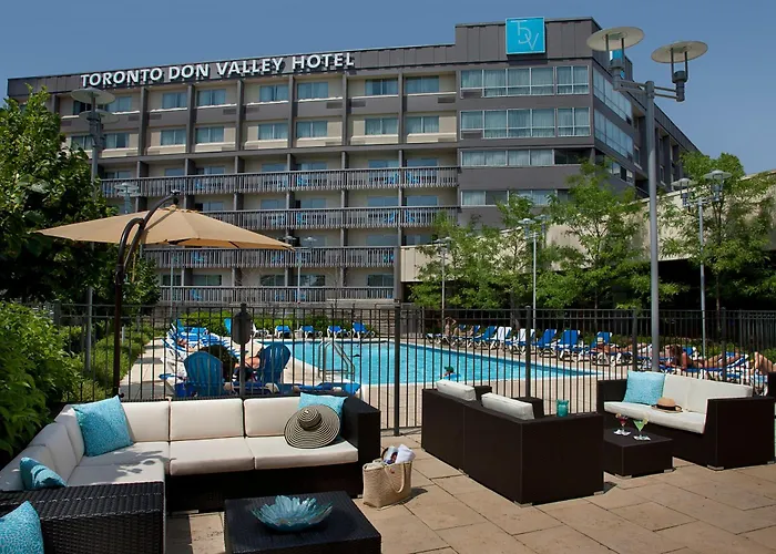 Toronto Don Valley And Suites