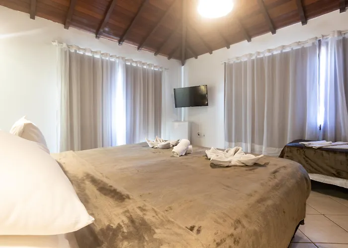 Hotel with pool: Hotel Barra Da Lagoa By Latitud Hoteles