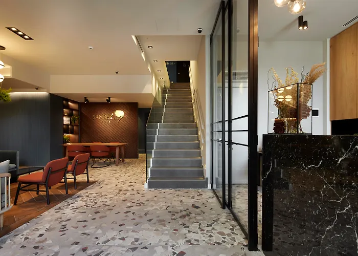 3 star hotels Sansebay