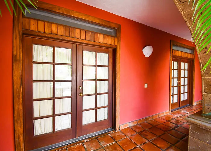 Collection O Casa Bella Boutique, Cabo San Lucas