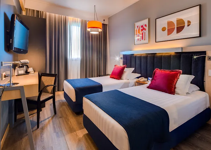 Hotels With Four Stars Holiday Inn Bologna - Fiera By Ihg