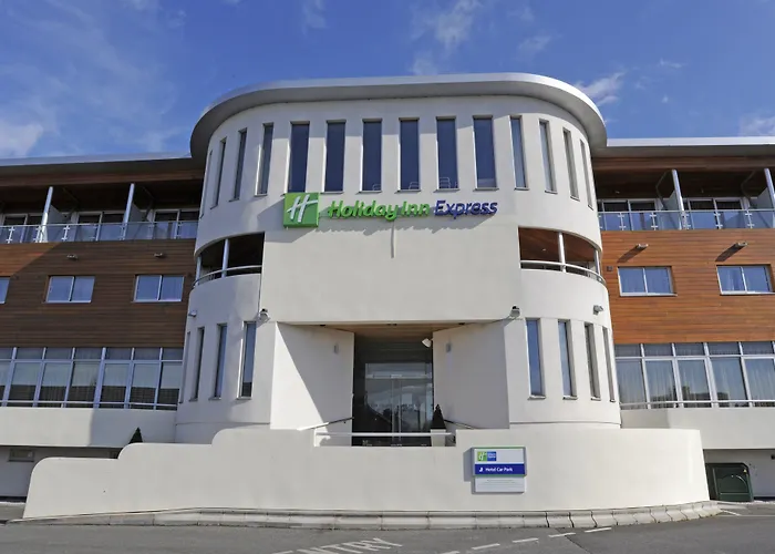 Holiday Inn Express , An Ihg