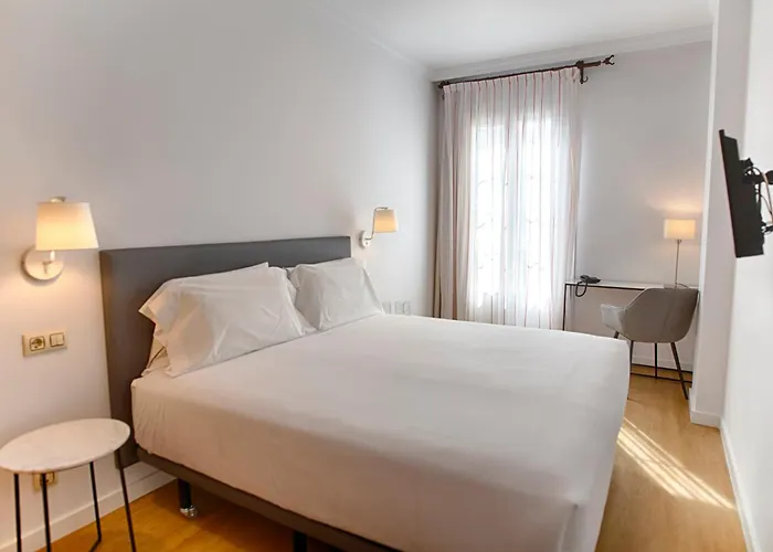 Hotel with view: Sercotel Tribuna Malaga