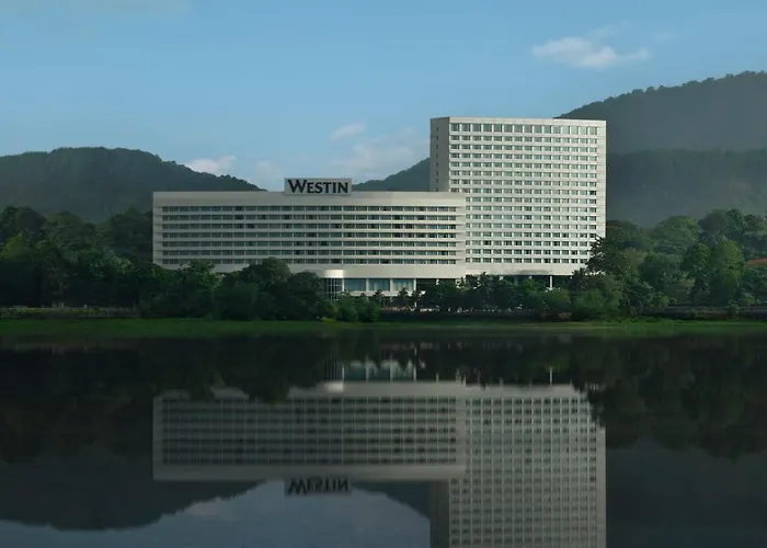 Luxury hotel only: The Westin Mumbai Powai Lake