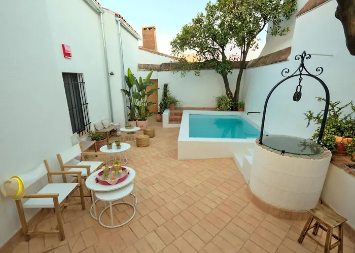Hotel con piscina: Hotel Casa Ernestina