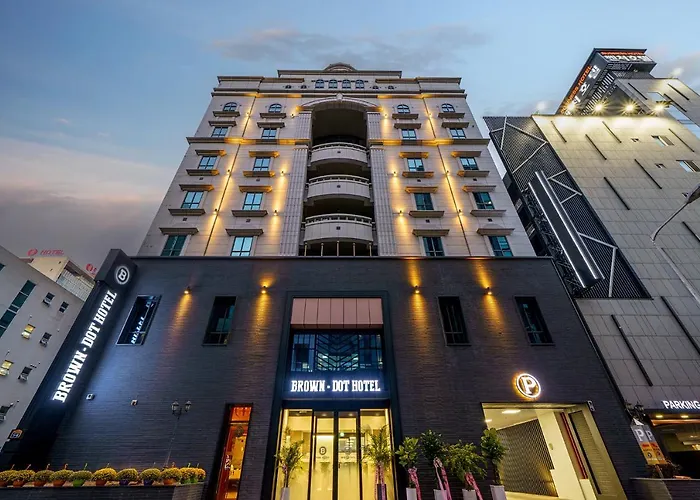 Family Hotel: Browndot Hotel Sangmu