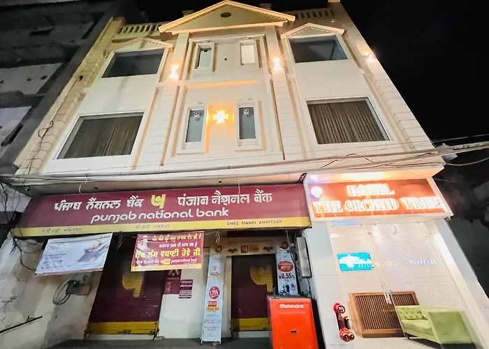 3 star hotel: Hotel The Orchid Tree Amritsar - Walking From Golden Temple