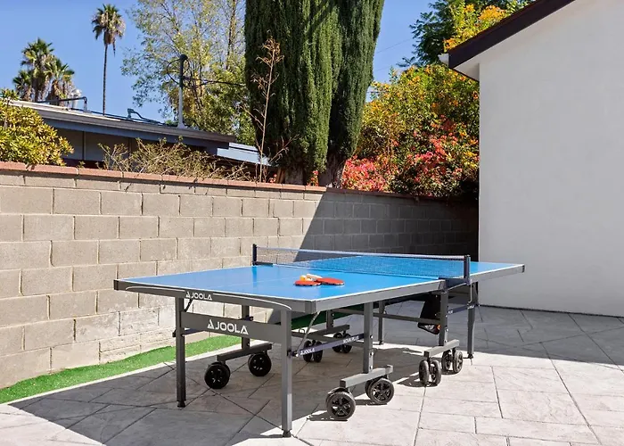 Adorable 3 Bedroom With Jacuzzi & More