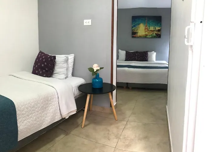  Maceo 55 - Colonial Inn