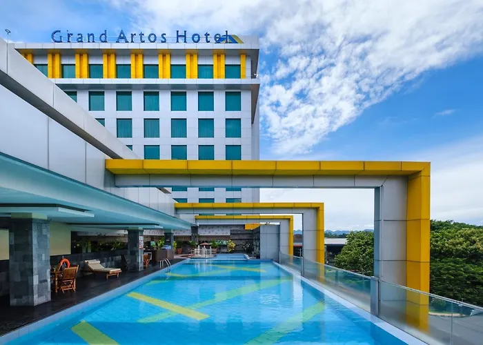 Grand Artos Hotel & Convention