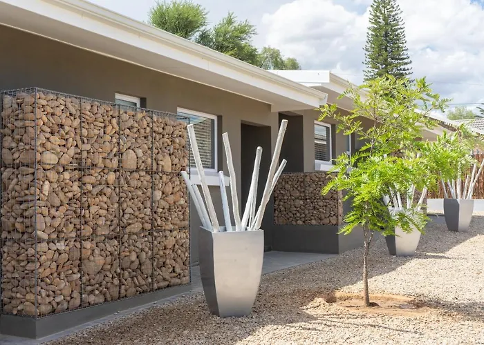 Central hotel: The Featherbed - Oudtshoorn