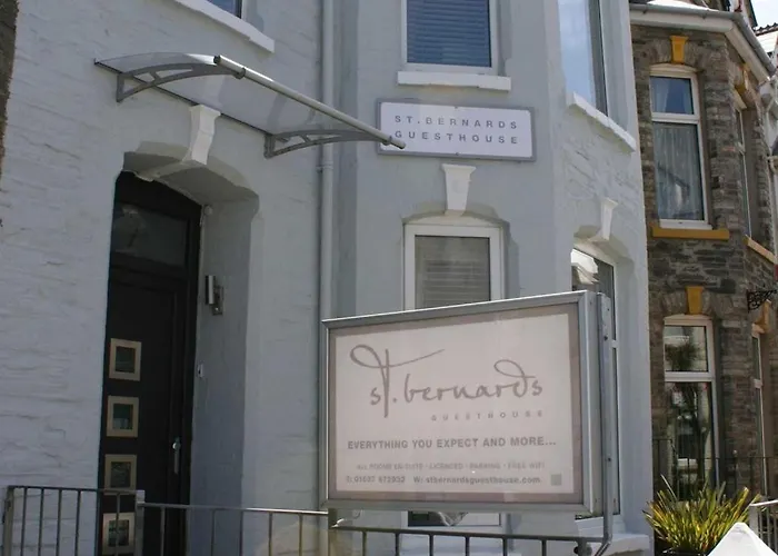 Cheap hotels St Bernards