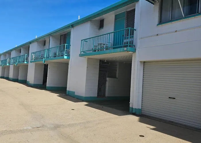 Emthree Seaside Apartments