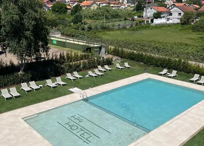 Hotel H4 Cangas 3 Superior