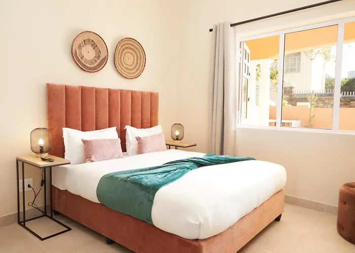 Central hotel: City Club Guesthouse