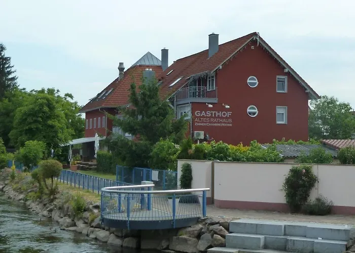 3-Sterne-Hotel: Altes Rathaus am Elz Garten