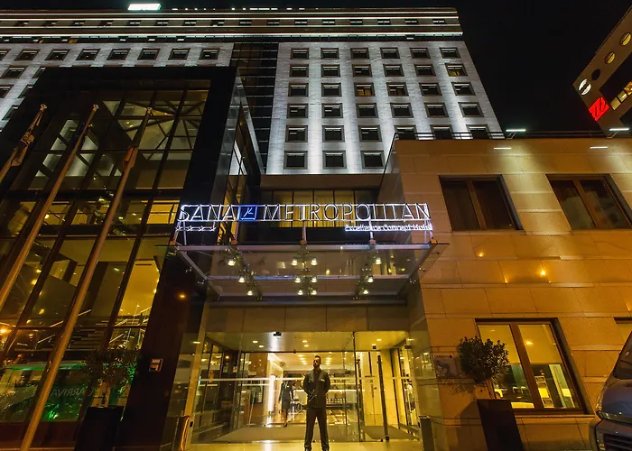 Luxury hotel only: Sana Metropolitan Hotel