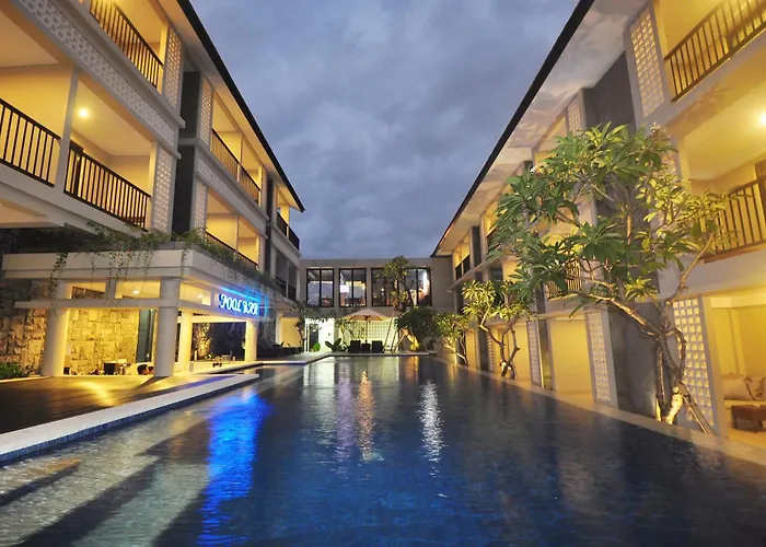 Hotel with view: Grand Barong Resort
