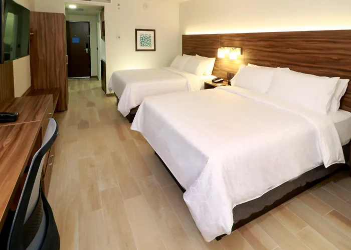 Hotel barato: Holiday Inn Express&Suites - Playa del Carmen, an IHG Hotel
